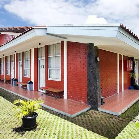 Hotel Maple House Lembang